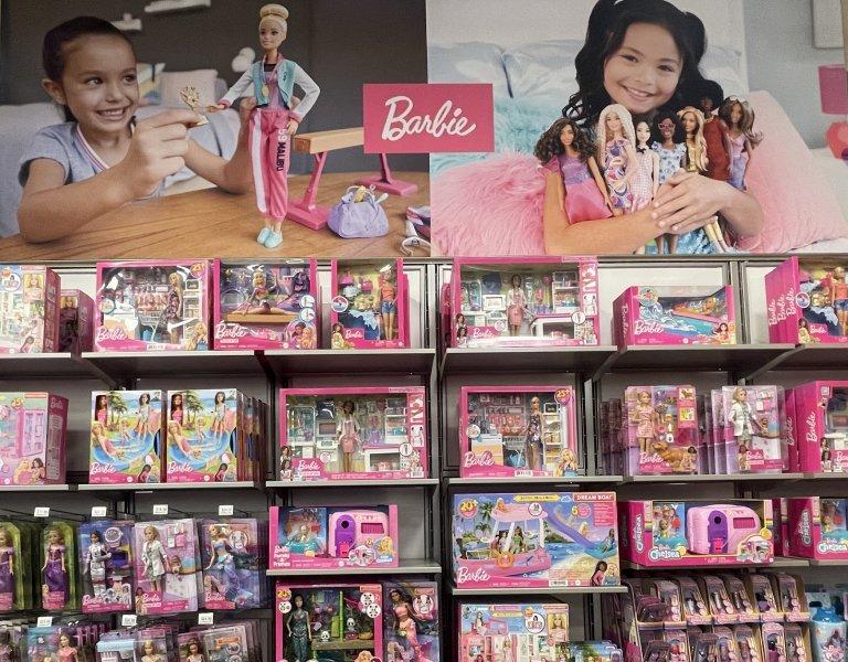 Dolls & Action Figures 